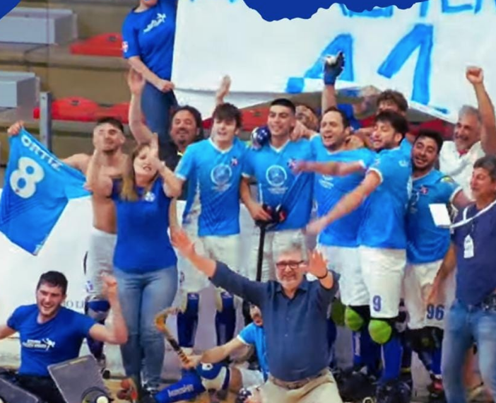 Festa al palazzetto Stefano dal Lago per la promozione in A1 dell'Hockey Novara