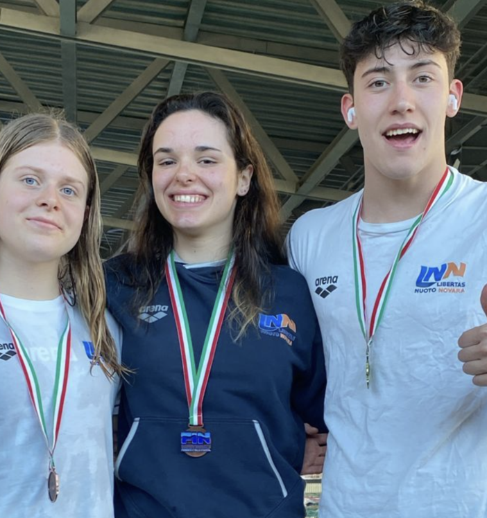 Libertas Nuoto Novara, 17 titoli ai regionali in vasca corta