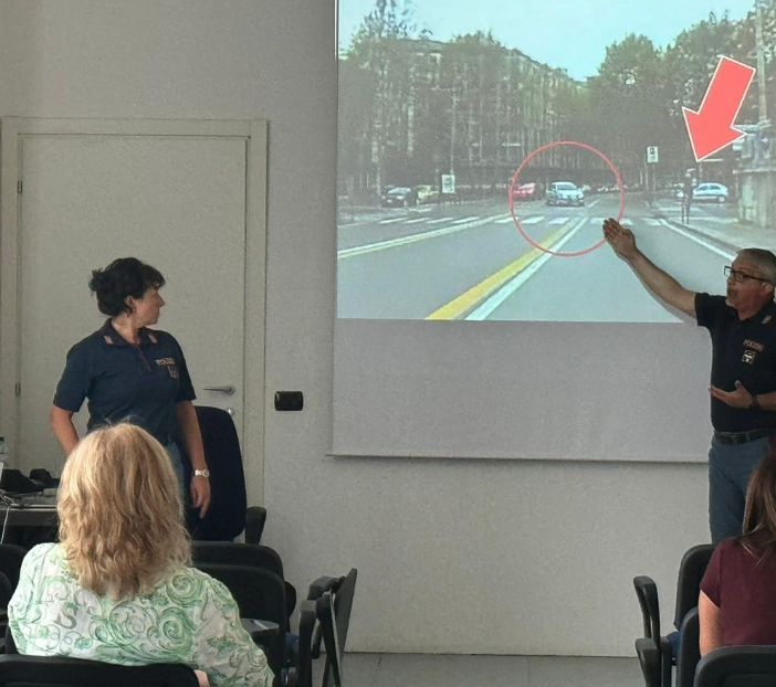 Anche i dipendenti delle Poste Italiane all'iniziativa 'guida sicura' con la Polizia