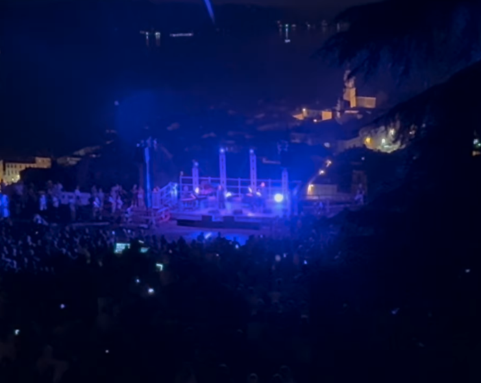 Antonella Ruggiero incanta il pubblico ad Arona nella cornice della Rocca