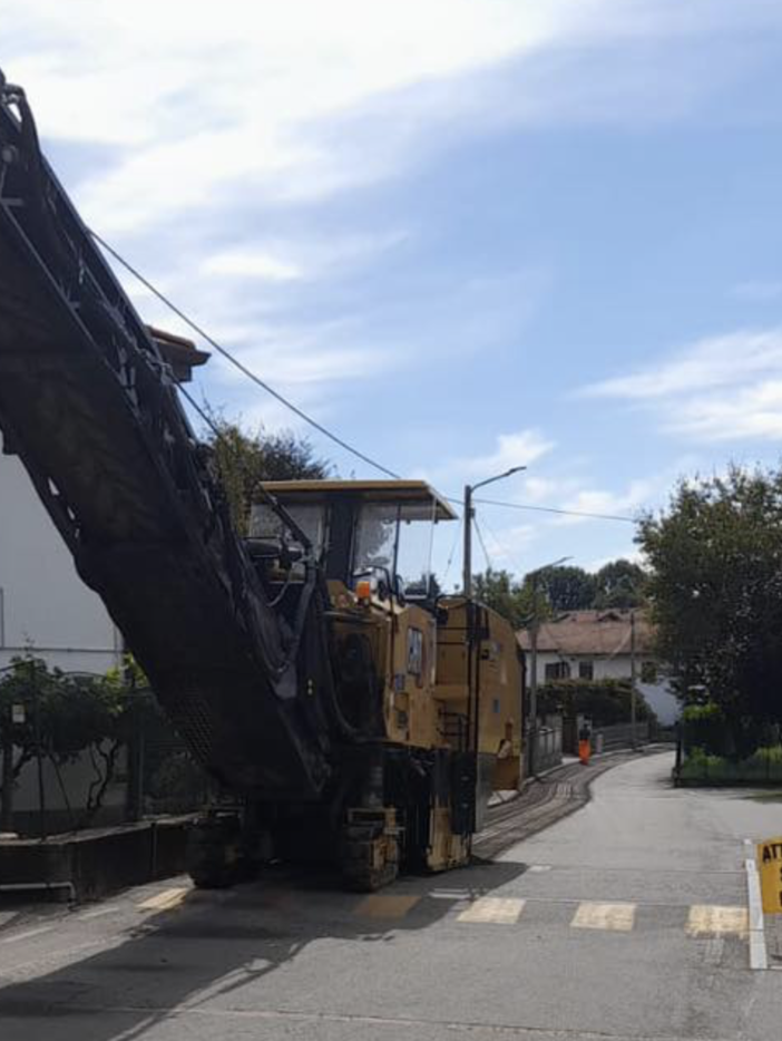 Varallo Pombia: avviati i lavori di ripristino stradale dopo la posa della fibra