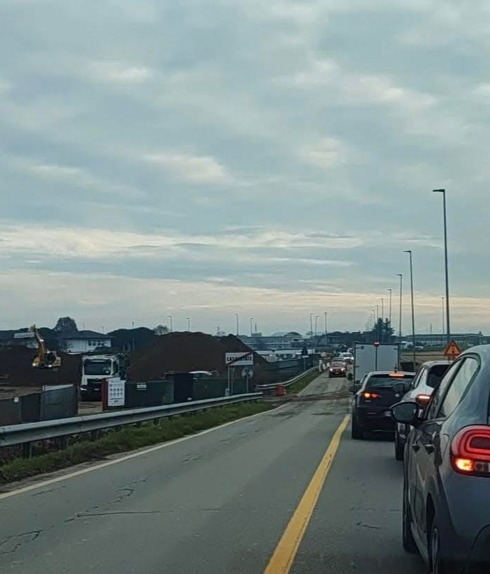M5S Novara: &quot;Serve un coordinamento per ridurre i disagi del traffico causati dai cantieri stradali&quot;