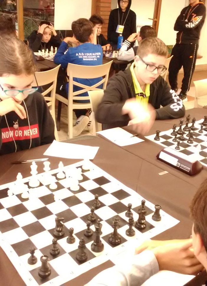 In 44 ad Arona per i Campionati Interprovinciali Giovanili di scacchi 2023