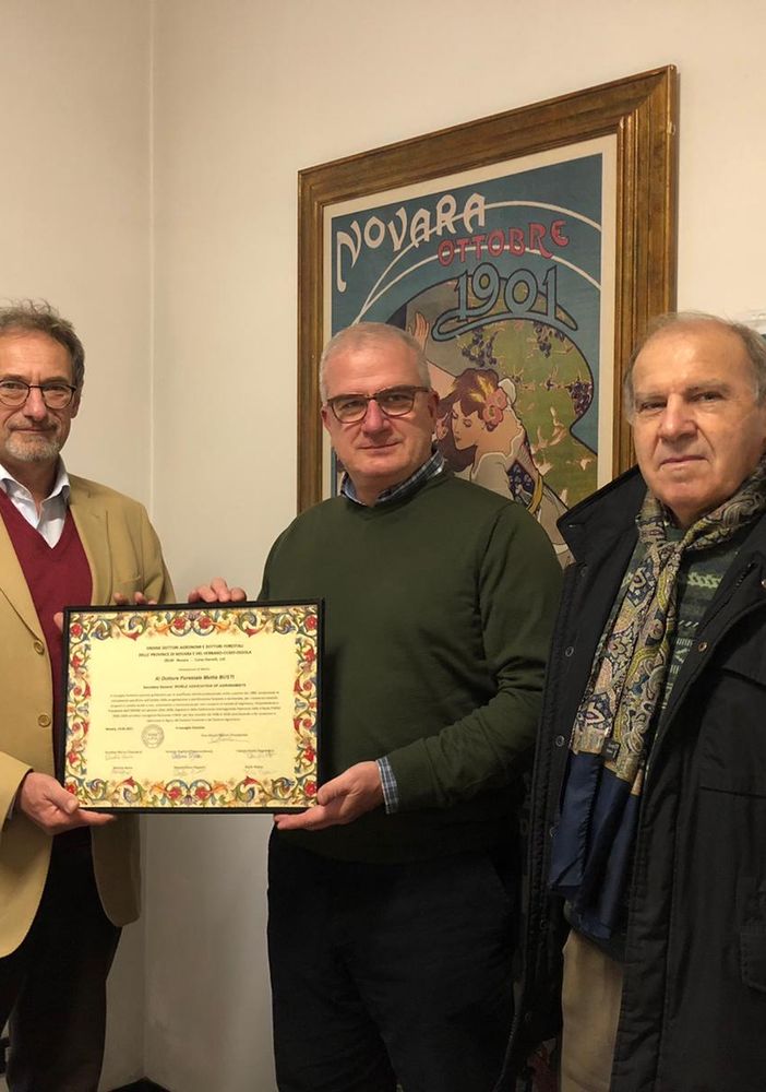 Ordine dei Dottori Agronomi e Dottori Forestali, consegnato l’Attestato di Merito al dottor Mattia Busti