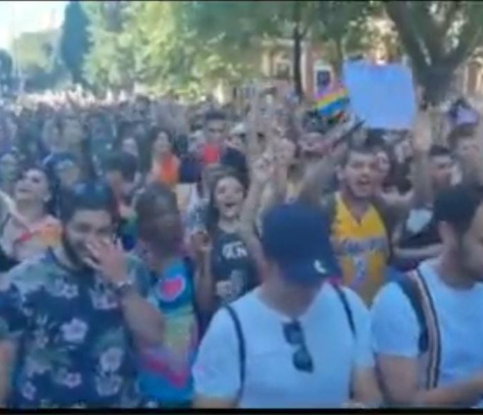 A Novara in 2000 al Pride con corredo di polemiche con il Comune