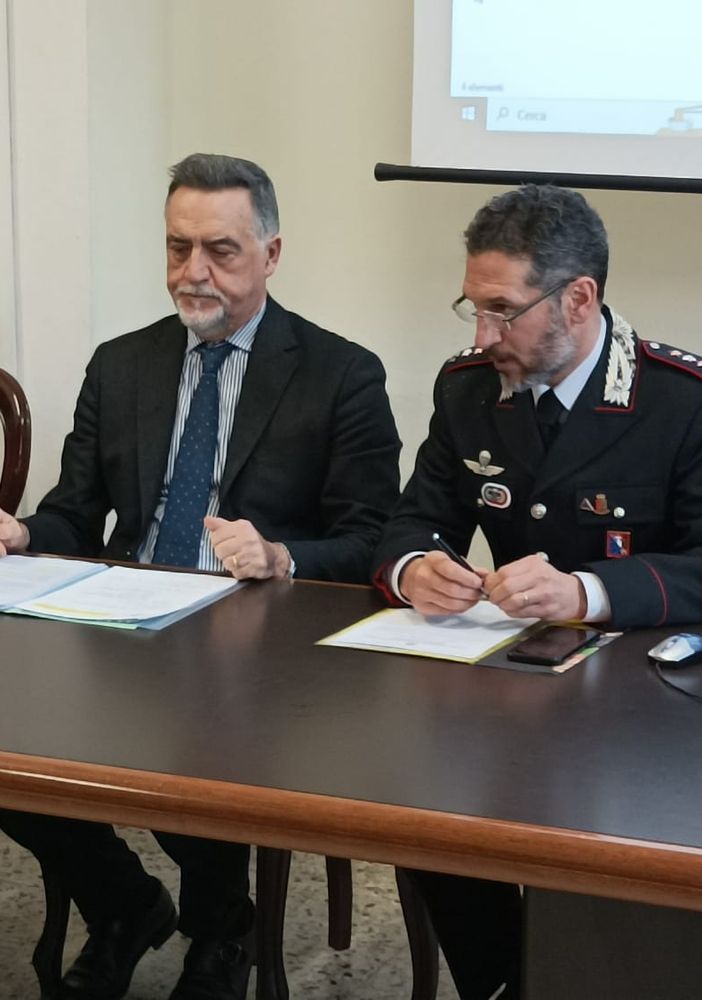 Uccide la madre e incassa la pensione per due anni: arrestato un 62enne