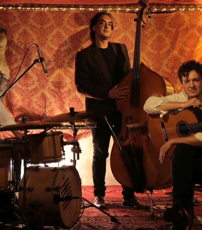Sabato 7 a Borgomanero per un paese a sei corde il trio ‘Esperanto’