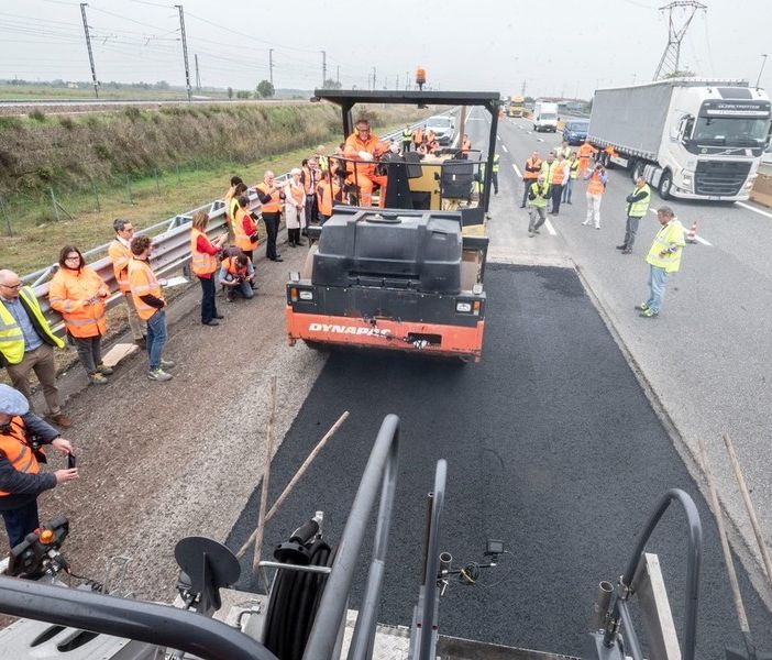 La Torino-Milano diventa la prima autostrada green in Europa, con asfalto riciclato al 70%. FOTO e VIDEO
