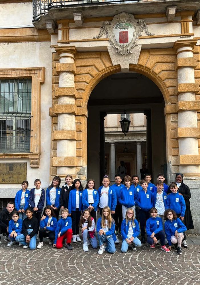 Gli alunni del “Sacro Cuore” in visita a palazzo Natta per conoscere la provincia