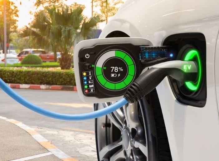 Trecate, l'Amministrazione comunale ha deciso di procedere con l'installazione di 8 colonnine di ricarica per veicoli elettrici