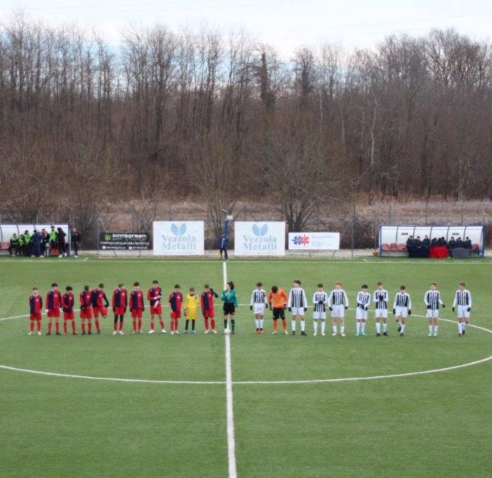 Fanno gol in fuorigioco ma poi lasciano segnare gli avversari: bel gesto di fair play tra Borgomanero e Biellese