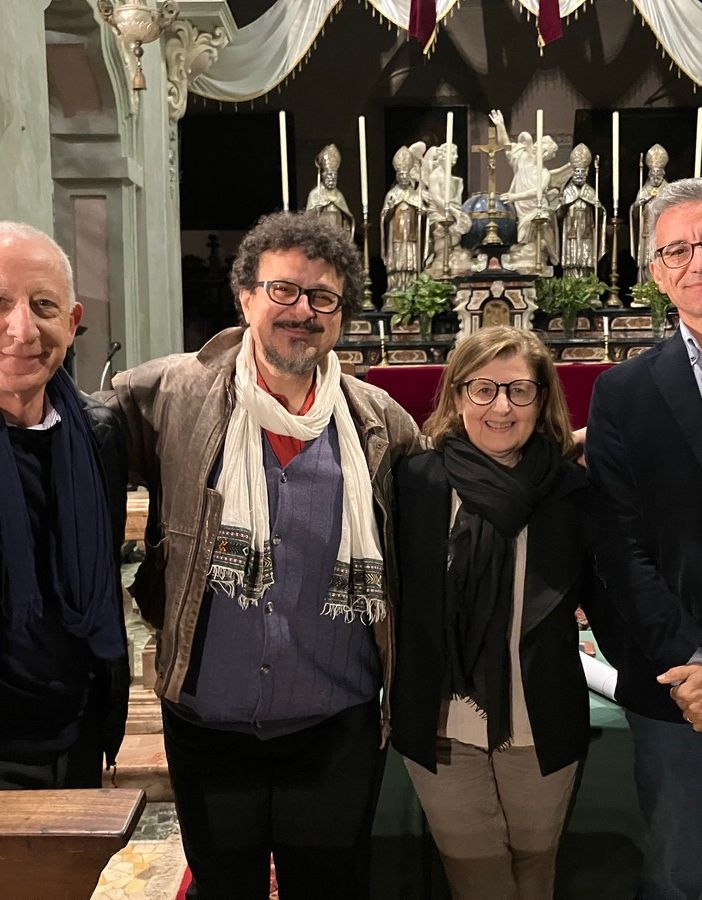 Sentieri urbani: Gianni Biondillo inaugura il ciclo con una lezione speciale a Novara