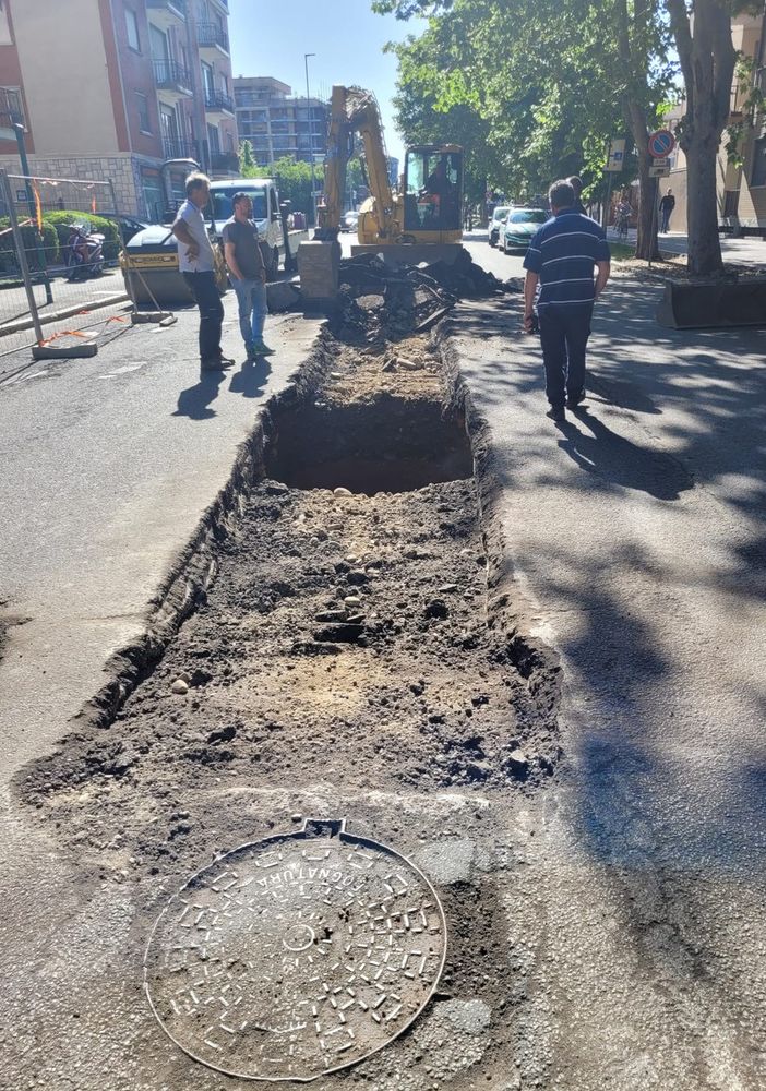 Nuova voragine in viale Giulio Cesare: problemi al traffico e lavori di ripristino in corso