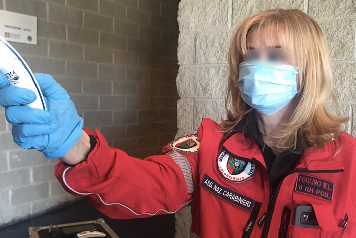 Coronavirus, il 118: &quot;Un solo famigliare a far la spesa, si evitino i luoghi di assembramento&quot;