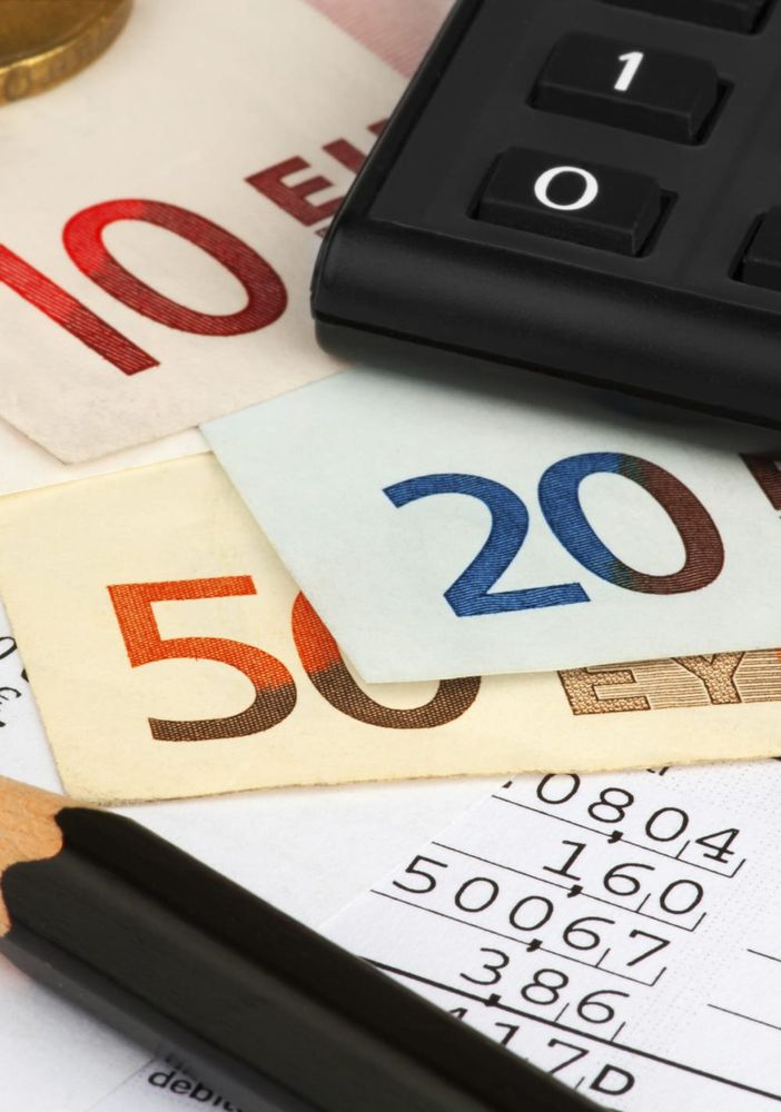 Conti correnti online: aumentano i costi, ma la convenienza rimane. Lo studio di SosTariffe.it