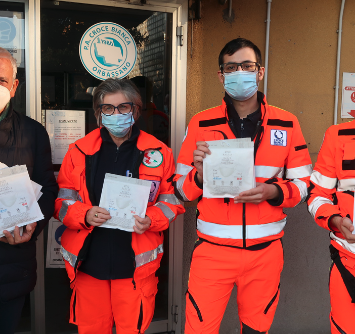 Anpas Piemonte riceve 15 mila mascherine donate da Uniqlo
