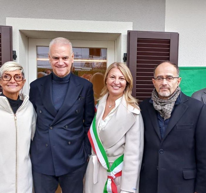 Dormelletto inaugura un immobile confiscato alla mafia: diventerà un centro di primo ascolto per vittime di violenza