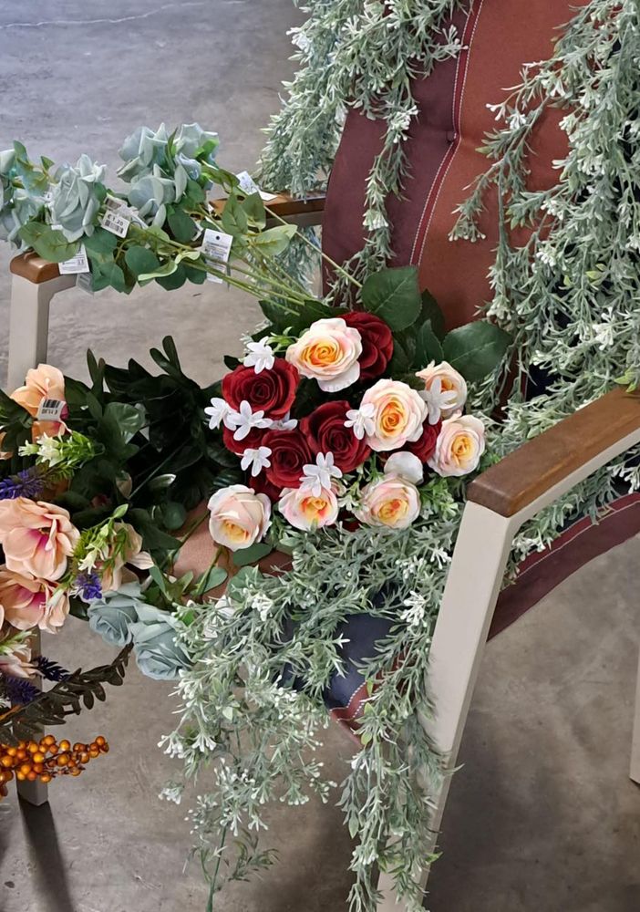 Iniziativa a Trecate, “porta un fiore a chi non ce l’ha”