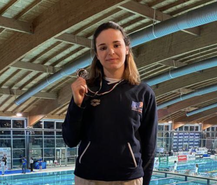 Giorgia Crepaldi (Libertas Novara) d'argento nei 200 rana  agli assoluti di nuoto