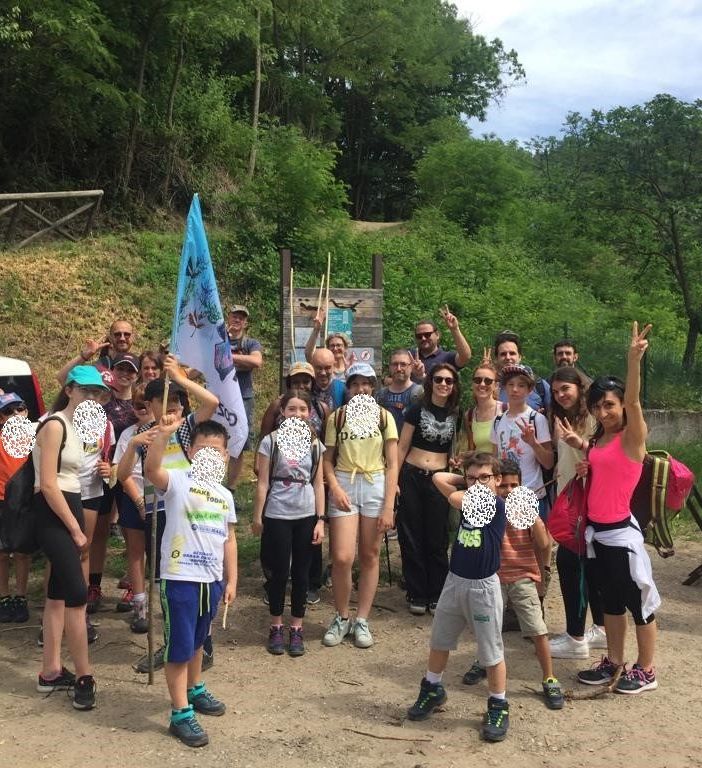 Tanti giovani alla camminata alla Torre di Buccione