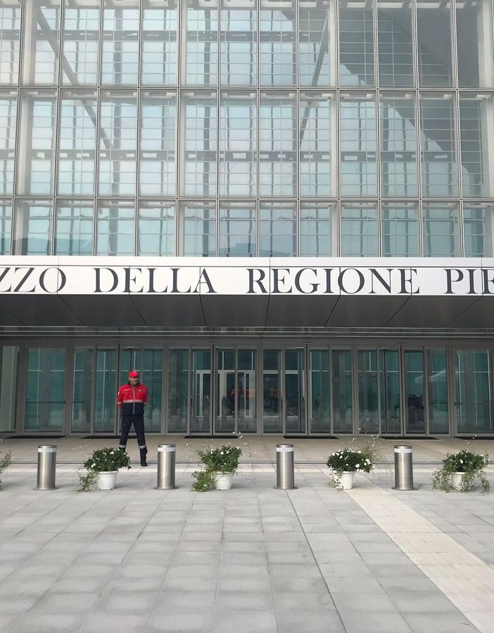 Tre posti in palio nelle elezioni regionali: sfida serrata tra le forze politiche novaresi