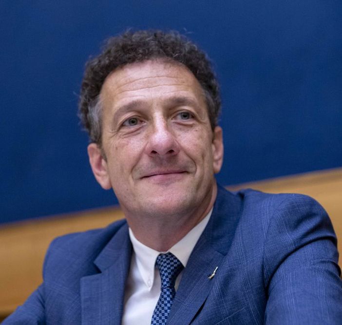 Arona, approvato il bilancio 2020: riduzione tasse addizionale Irpef e tassa rifiuti