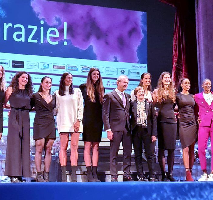 Presentata la Igor Volley al Teatro Coccia