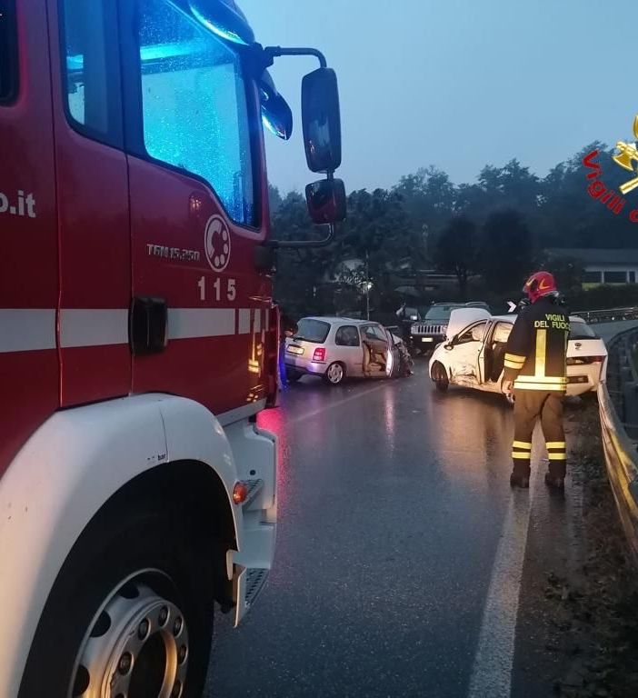 Incidente a Cureggio, coinvolti 4 adulti e due bambini