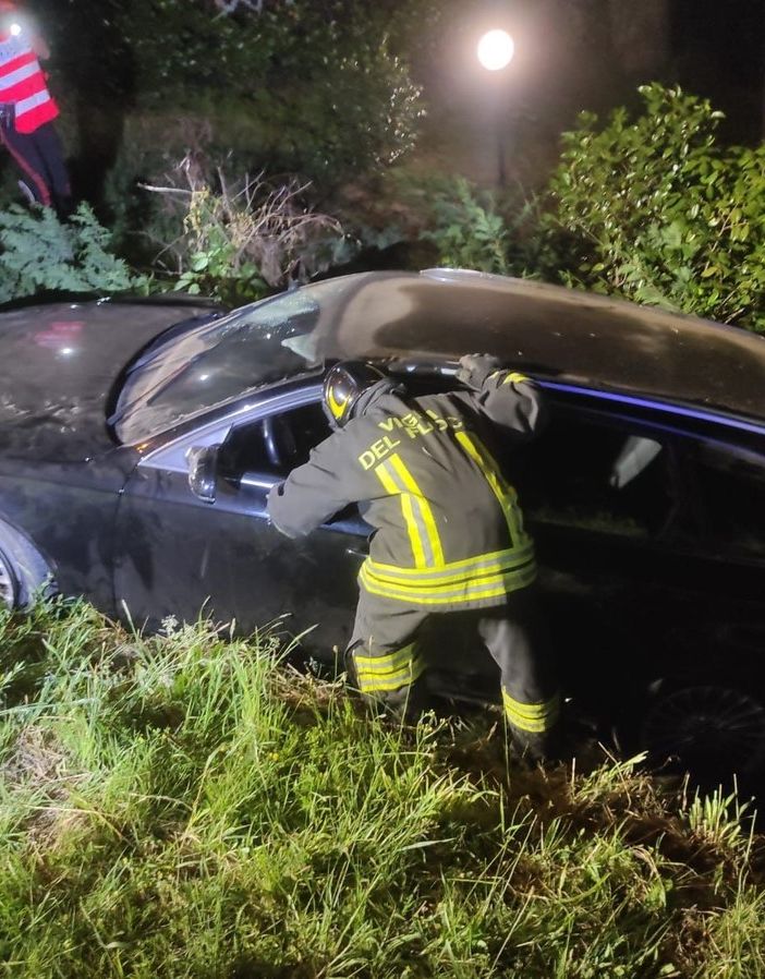 Scontro tra due auto a Borgoagnello, lievi ferite per uno dei conducenti