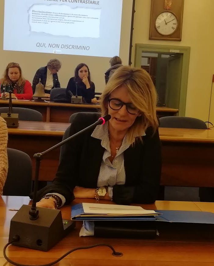 Novara, la polizia sospende l'attività del Bar La Basilica per 10 giorni