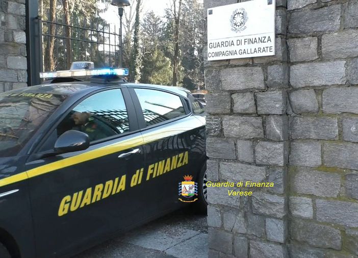 Evasione fiscale e riciclaggio: quattro persone denunciate dalle Fiamme Gialle