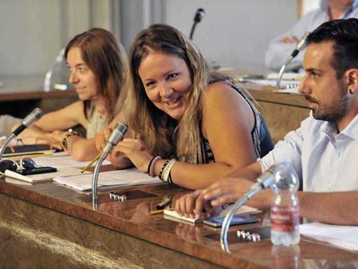 Duro attacco del gruppo consiliare del M5S contro il sindaco Canelli e la Lega novarese