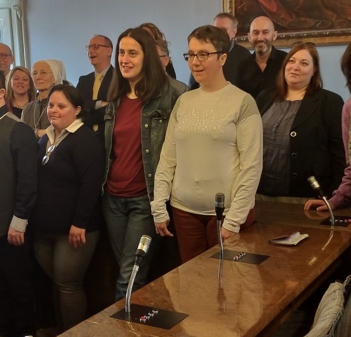 For Life onlus, il bilancio delle azioni di solidarietà più recenti: nuovo gabinetto ecografico all’ambulatorio solidale e 5000 euro per l’Ensemble Artessenziale