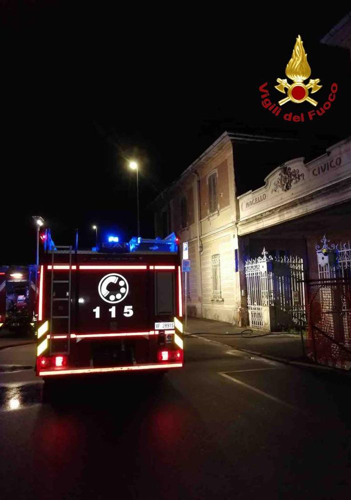 Incendio la scorsa notte  all’ex Macello di piazza Pasteur