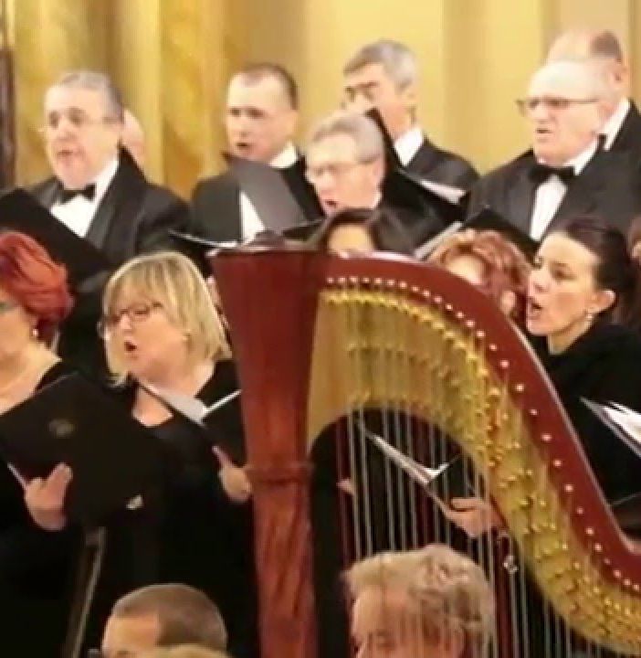 Domenica un concerto della Schola Cantorum “San Gregorio Magno” di Trecate