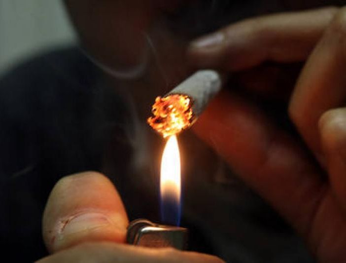 La droga fa male sempre: le leggi non possono cambiare l’evidenza scientifica