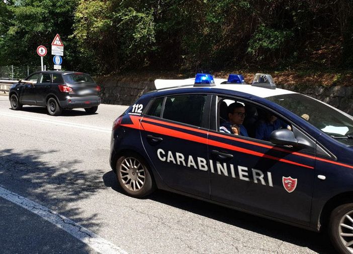 Notizie dal Piemonte. Eroi non per caso: due carabinieri mettono a rischio la loro vita per salvare una 26enne pronta a gettarsi nel vuoto