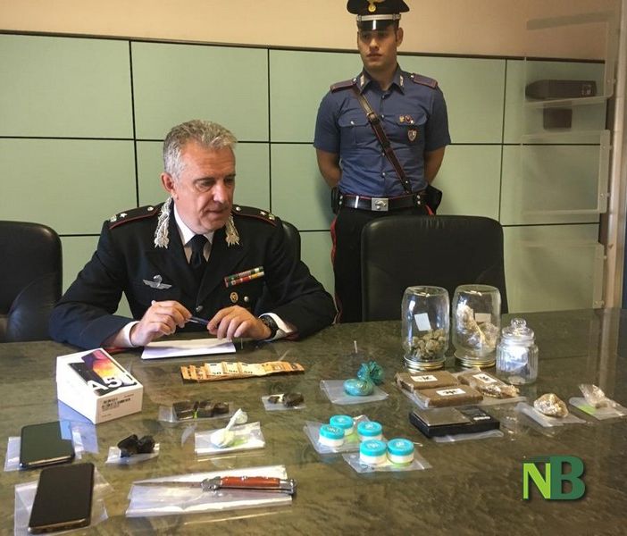Notizie dal Piemonte. Arrestato giovane operaio biellese incensurato: spacciava sei tipi di droghe diverse FOTO