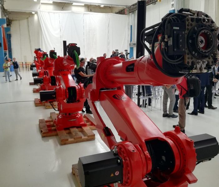 Notizie dal Piemonte. FCA alza il sipario: ecco la linea dove nascerà la 500 elettrica, l'auto che porterà Torino nel futuro