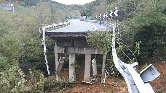 Da Intesa Sanpaolo 150 milioni di euro per i danni causati dagli straordinari eventi atmosferici che hanno colpito in questi giorni le Regioni del nord ovest