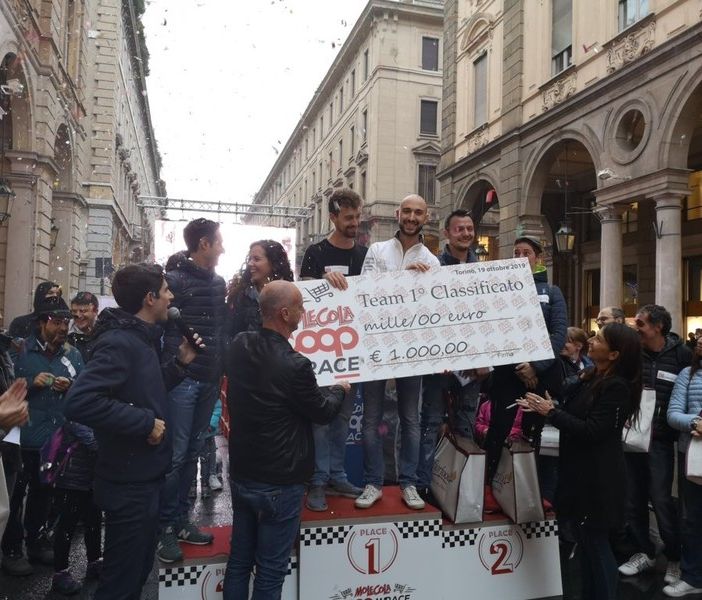 Vittoria bis per la Finale 2019 di Molecola Coop Race, i Ciuchini smilzi si confermano Campioni della Spesa in via Roma a Torino