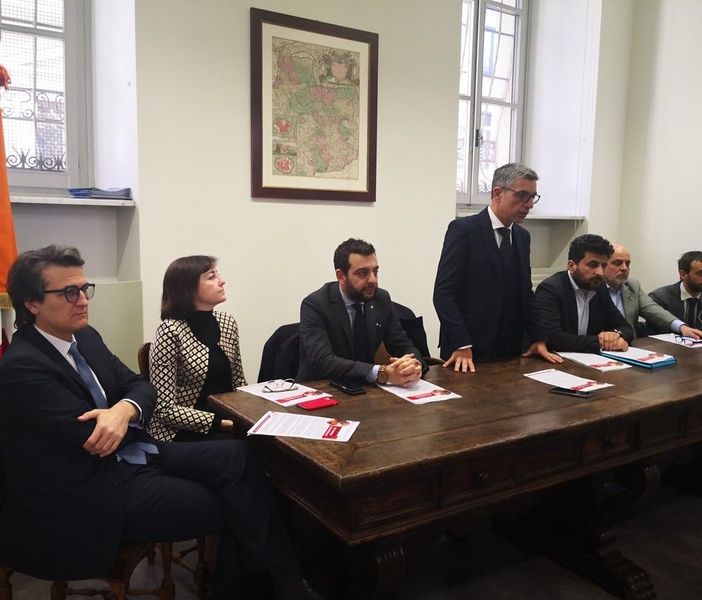 Azzardo in Piemonte, Pd: &quot;La Lega vuole abolire l'obbligo di distanza da scuole e banche: impatto disastroso, nuova impennata di giocatori&quot;