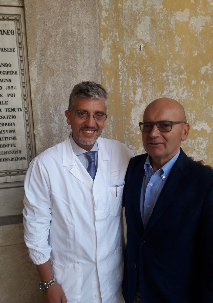 Nella foto il prof. Patti con il direttore generale dell’AOU Maggiore della Carità, Mario Minola