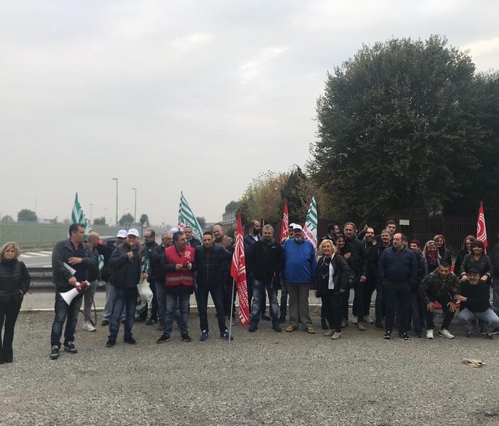 Notizie dal Piemonte. I lavoratori delle autostrade piemontesi in sciopero: “Da dieci mesi senza contratto nazionale”