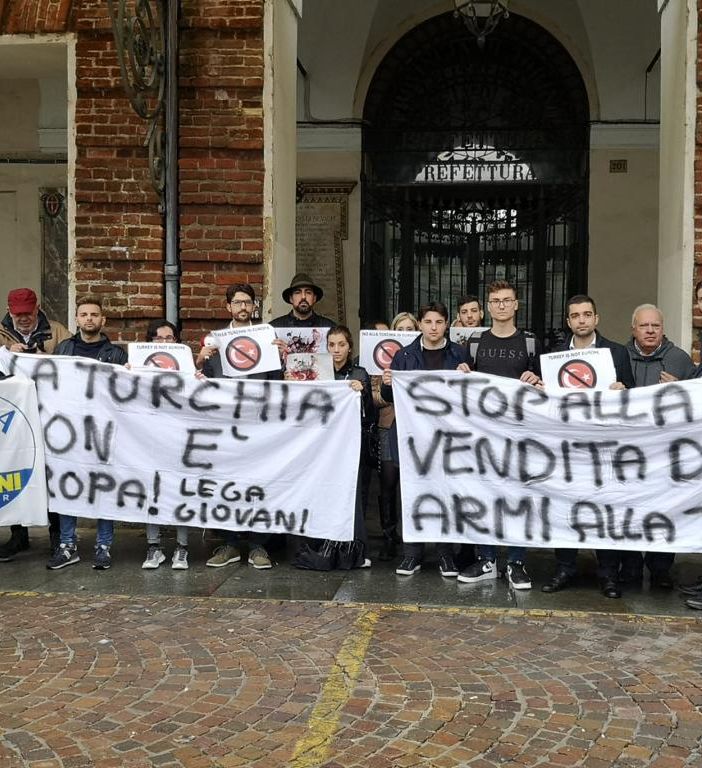 Sit-in giovani Lega Piemonte, Turchia fuori dalla Unione Europea. Presenti anche i consiglieri regionali