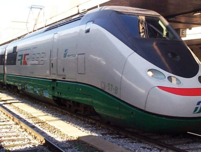 Notizie dal Piemonte. Incredibile vicenda, nella mattina di martedì: ritardi fino a 45 minuti per 5 Frecce, 2 Italo e 15 Regionali