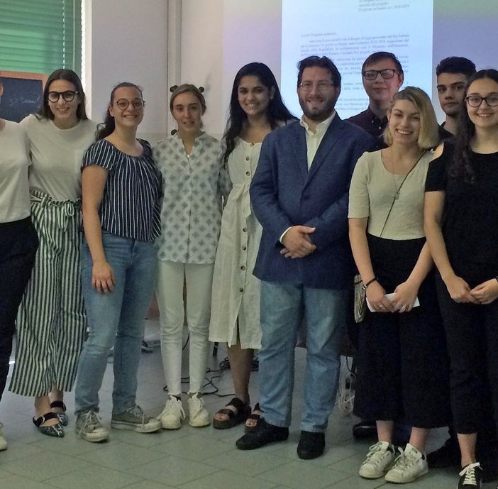 Il Liceo Scientifico Antonelli vince “Un giorno in Senato”