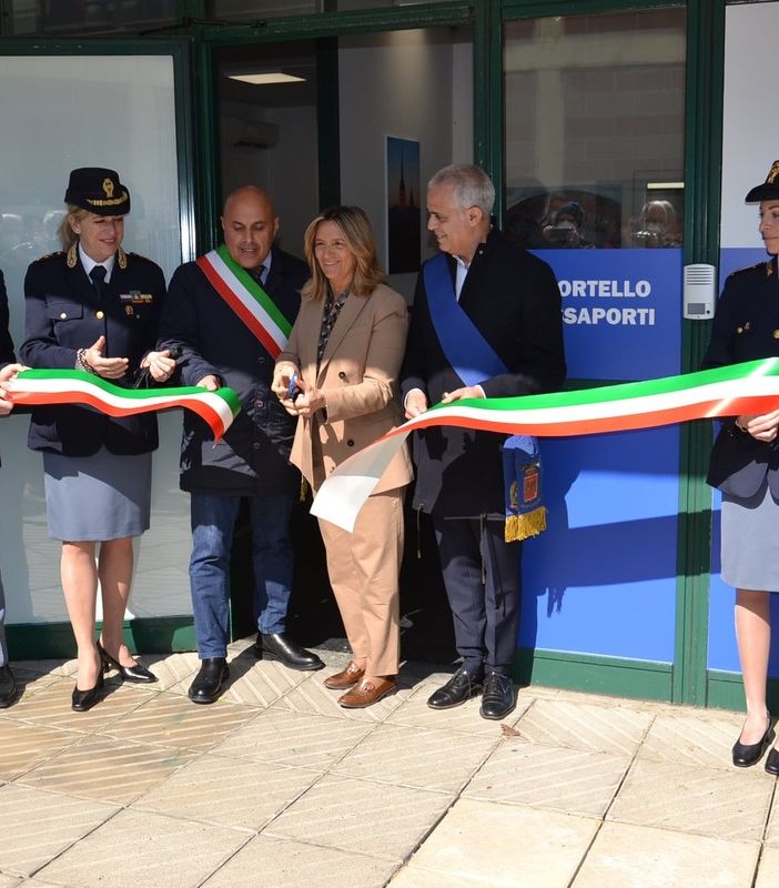 Inaugurato l’ufficio passaporti a Borgomanero