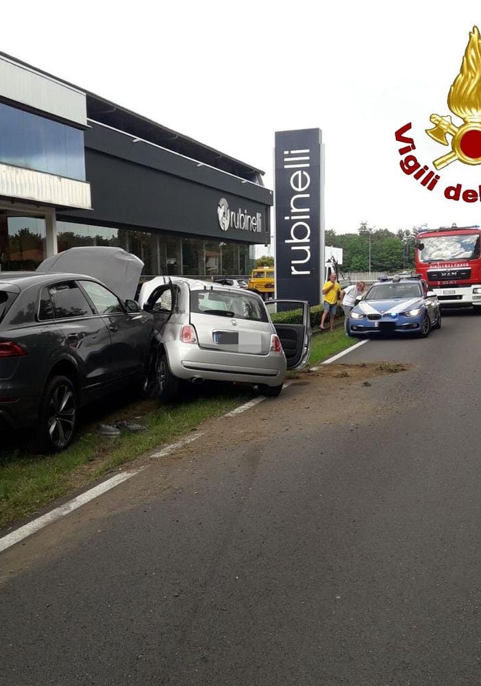 Incidente tra 2 auto a Fontaneto d’Agogna