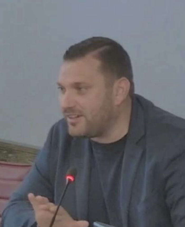L'assessore De Grandis risponde alle richieste di dimissioni: &quot;Informato il dirigente scolastico, il PD crea polemiche infondate